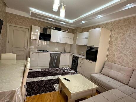 Объявление №6136306 - Баку, м. Ази Асланов, 2-комн., 80 м², 5/17 этаж