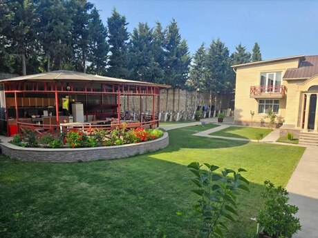 7 otaqlı həyət evi/bağ evi - Şağan q. - 400 m²