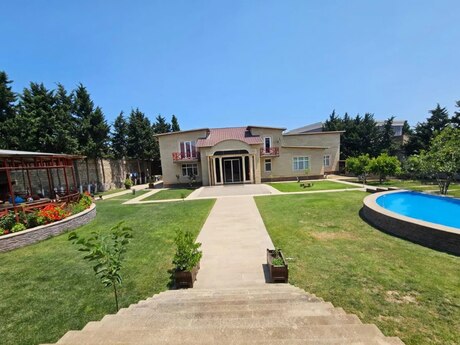 7 otaqlı həyət evi/bağ evi - Şağan q. - 400 m²