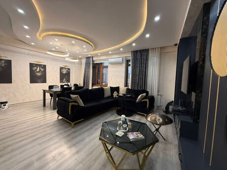 3 otaqlı yeni tikili - 28 May m. - 135 m²