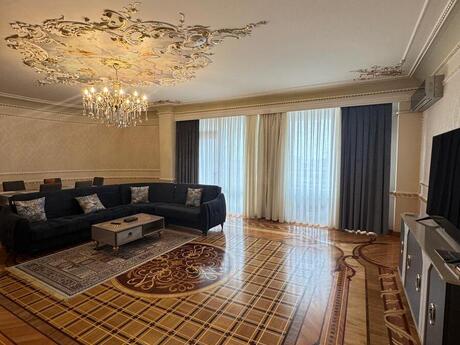 4 otaqlı yeni tikili - Sahil m. - 250 m²