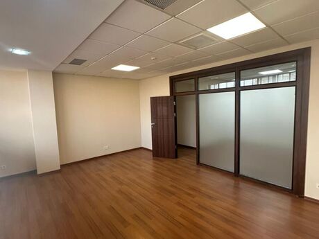 Elan №6136365 - Bakı, Nəsimi r., 4 otaqlı, 150 m²
