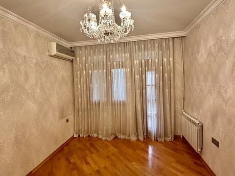 2 otaqlı köhnə tikili - Azadlıq Prospekti m. - 70 m²