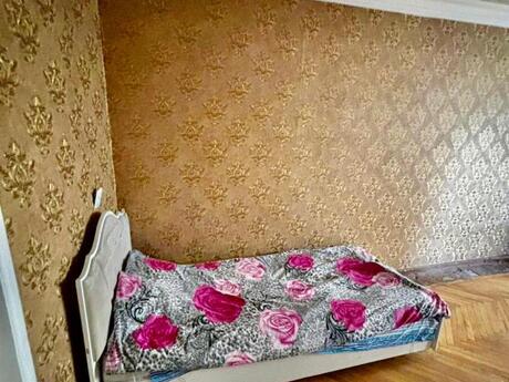 3-комн. вторичка - м. Иншаатчылар - 80 м²