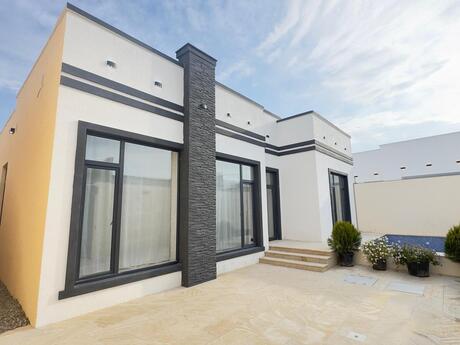 4 otaqlı həyət evi/bağ evi - Şüvəlan q. - 160 m²