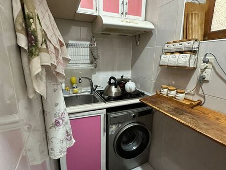 4 otaqlı həyət evi/bağ evi - Nərimanov r. - 60.2 m²