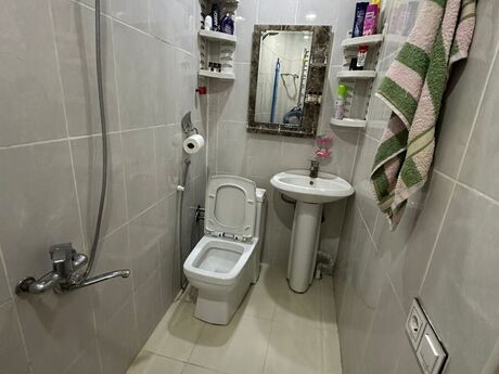 4 otaqlı həyət evi/bağ evi - Nərimanov r. - 60.2 m²