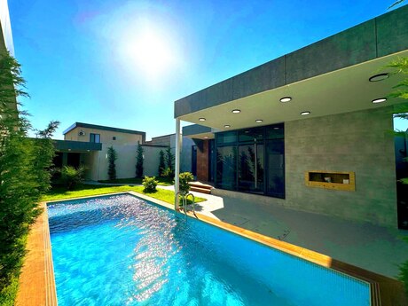 4 otaqlı həyət evi/bağ evi - Mərdəkan q. - 140 m²
