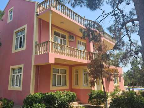 5 otaqlı həyət evi/bağ evi - Şüvəlan q. - 300 m²