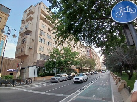 3 otaqlı köhnə tikili - Şah İsmayıl Xətai m. - 80 m²