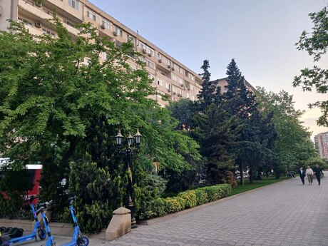 3 otaqlı köhnə tikili - Şah İsmayıl Xətai m. - 80 m²