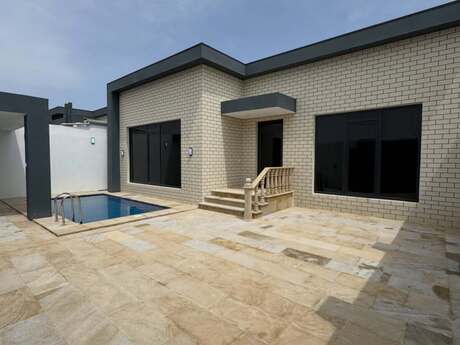 4 otaqlı həyət evi/bağ evi - Mərdəkan q. - 150 m²