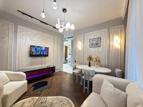 2 otaqlı yeni tikili - Gənclik m. - 65 m²