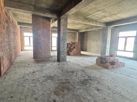 4 otaqlı yeni tikili - 28 May m. - 147 m²