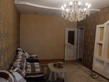 3 otaqlı köhnə tikili - Biləcəri q. - 75 m²