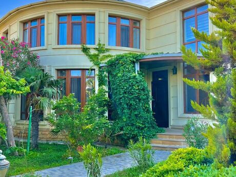6 otaqlı həyət evi/bağ evi - Mərdəkan q. - 400 m²