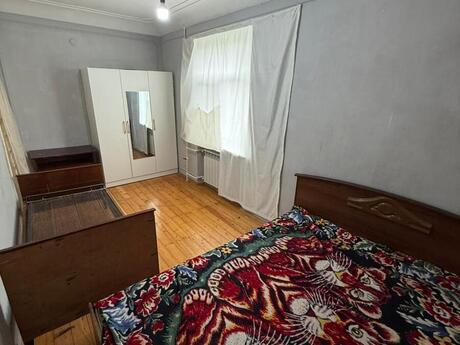 2 otaqlı köhnə tikili - Neftçilər m. - 50 m²