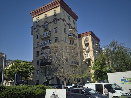 3 otaqlı köhnə tikili - Sahil m. - 80 m²
