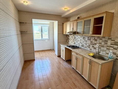 3 otaqlı köhnə tikili - Qara Qarayev m. - 75 m²