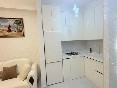 2 otaqlı yeni tikili - Qara Qarayev m. - 38 m²