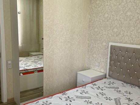 2 otaqlı yeni tikili - Bakıxanov q. - 70 m²