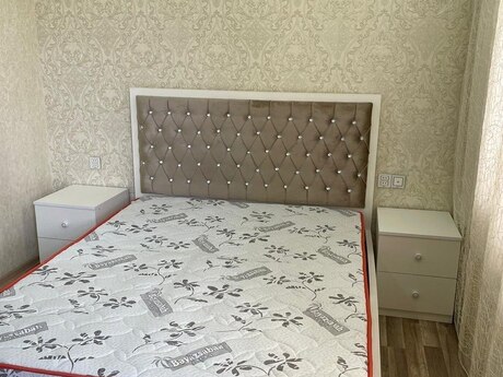 2 otaqlı yeni tikili - Bakıxanov q. - 70 m²