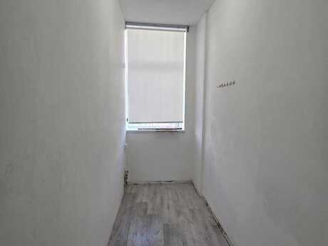 Obyekt - İnşaatçılar m. - 70 m²