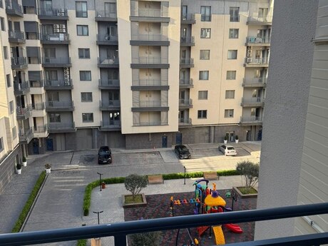 3 otaqlı yeni tikili - Ağ şəhər q. - 107 m²