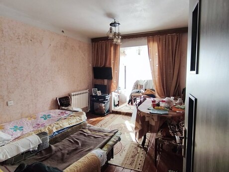 5 otaqlı köhnə tikili - Bakıxanov q. - 110 m²