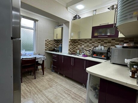 3 otaqlı köhnə tikili - Əhmədli m. - 80 m²