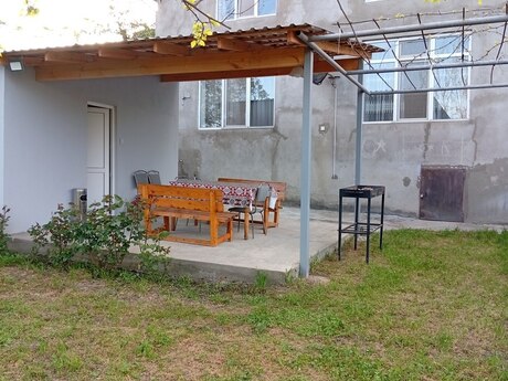 5 otaqlı həyət evi/bağ evi - Qusar - 250 m²
