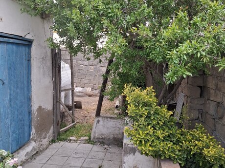 3 otaqlı həyət evi/bağ evi - Suraxanı q. - 62 m²
