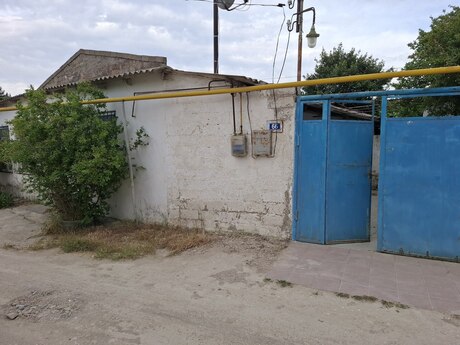 3 otaqlı həyət evi/bağ evi - Suraxanı q. - 62 m²