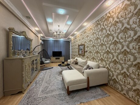 3 otaqlı yeni tikili - Yeni Yasamal q. - 152 m²