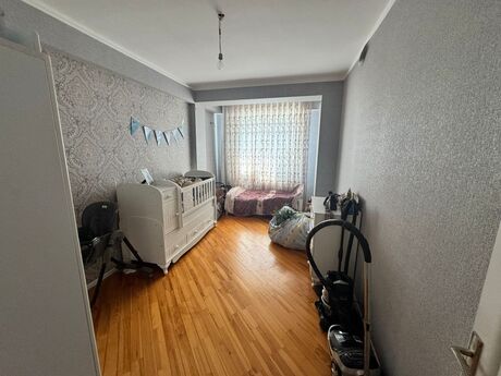 4 otaqlı yeni tikili - Əhmədli m. - 157 m²