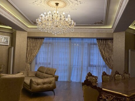 4 otaqlı yeni tikili - Nizami m. - 240 m²