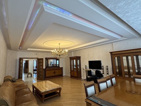 3-комн. новостройка - м. Нариман Нариманов - 170 м²