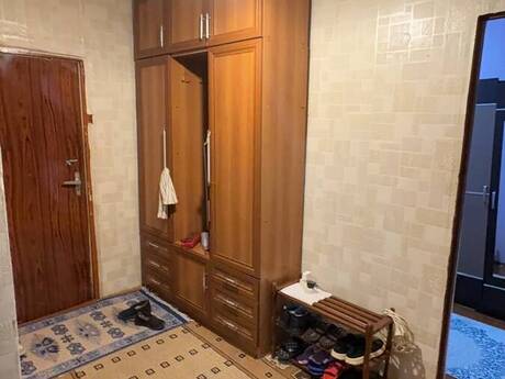 3 otaqlı köhnə tikili - Bakıxanov q. - 70 m²
