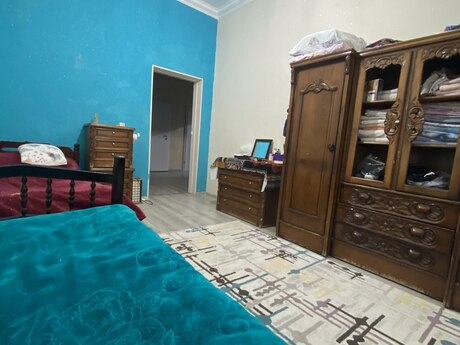 3 otaqlı həyət evi/bağ evi - Buzovna q. - 320 m²