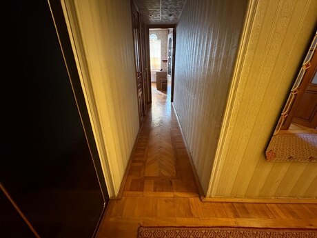 3 otaqlı köhnə tikili - 28 May m. - 100 m²