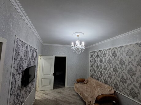 2 otaqlı köhnə tikili - Memar Əcəmi m. - 45 m²