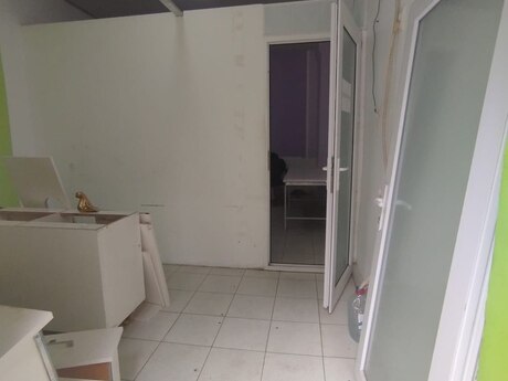 Obyekt - Xalqlar Dostluğu m. - 22 m²
