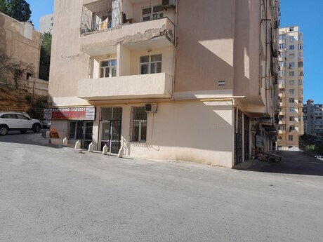 Obyekt - İnşaatçılar m. - 25 m²