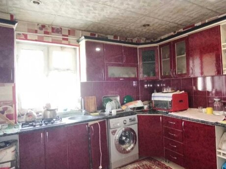 3 otaqlı həyət evi/bağ evi - Keşlə q. - 81 m²