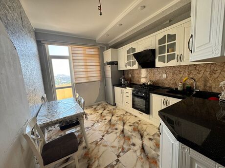 4 otaqlı yeni tikili - Əhmədli m. - 157 m²