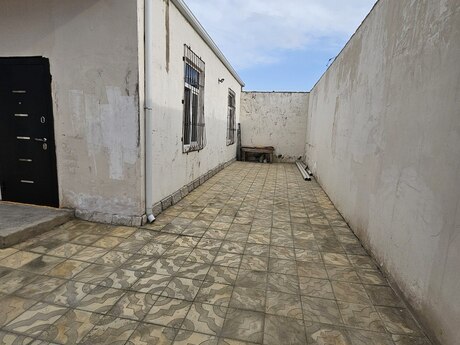 4 otaqlı həyət evi/bağ evi - Şağan q. - 90 m²