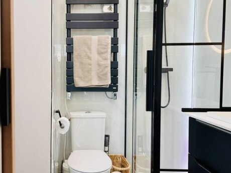 4 otaqlı yeni tikili - 28 May m. - 184 m²