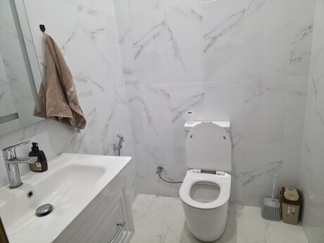 3 otaqlı yeni tikili - Qara Qarayev m. - 135 m²