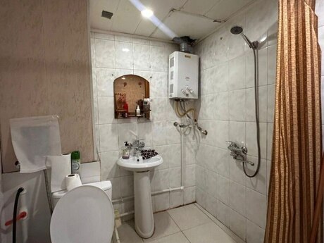 1 otaqlı köhnə tikili - Əhmədli m. - 45 m²