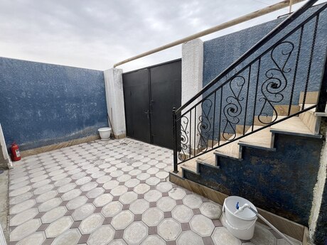 4 otaqlı həyət evi/bağ evi - Masazır q. - 130 m²